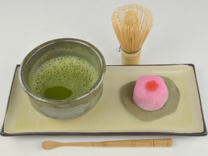 seven cups organic matcha powder