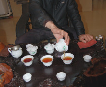 Da Hong Pao tea master tasting tea