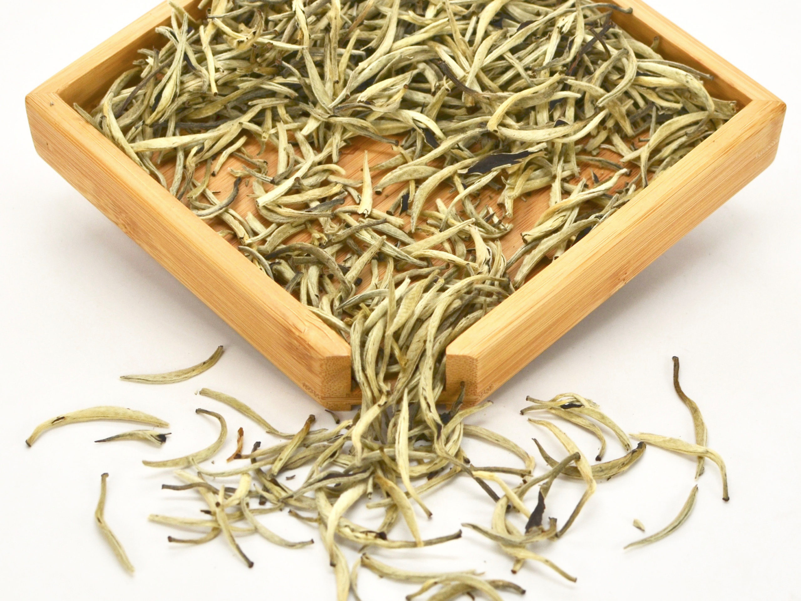 White Dragon Whiskers White Puer Tea