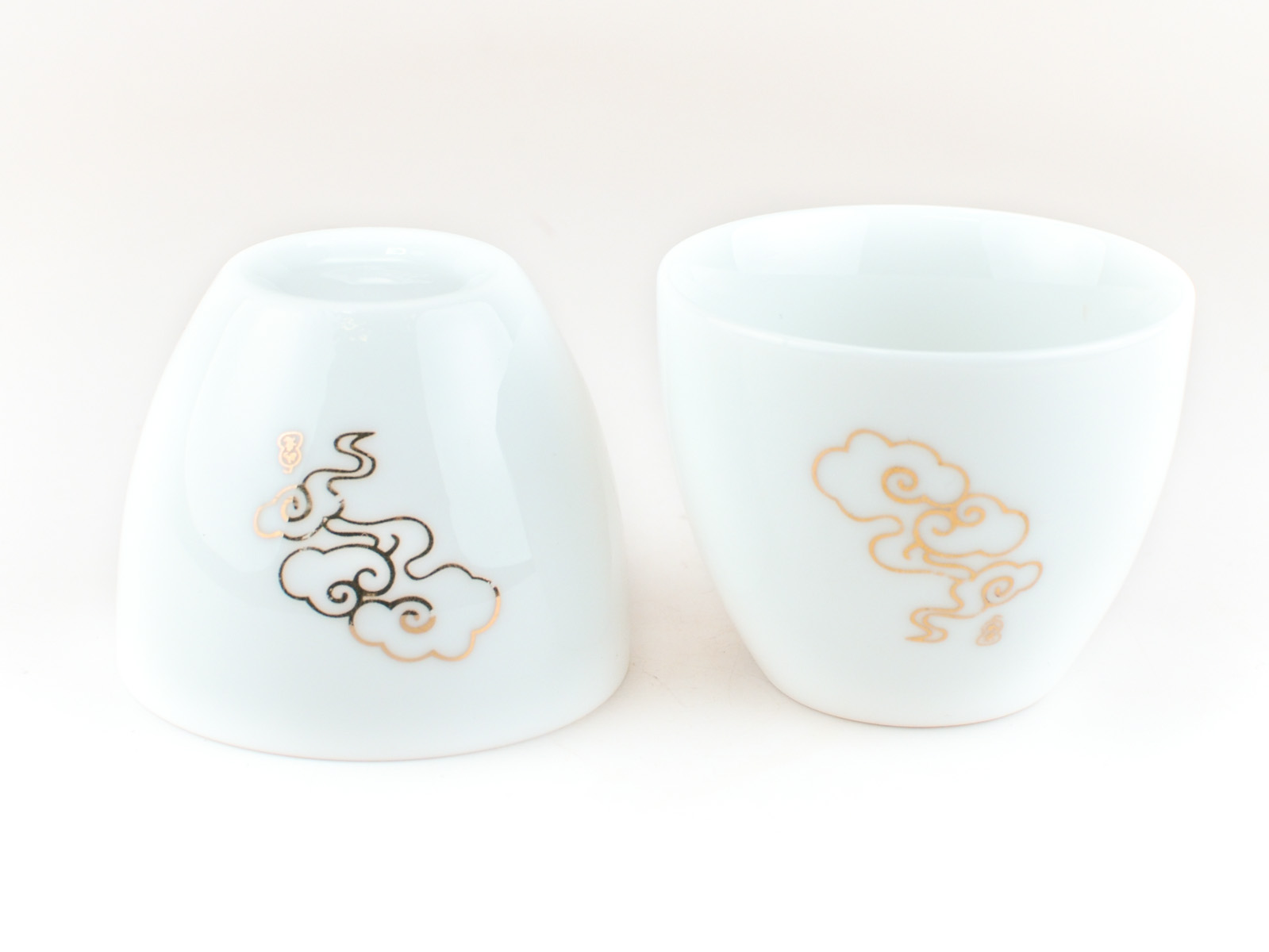 Lucky Clouds White Porcelain Teacup - Seven Cups