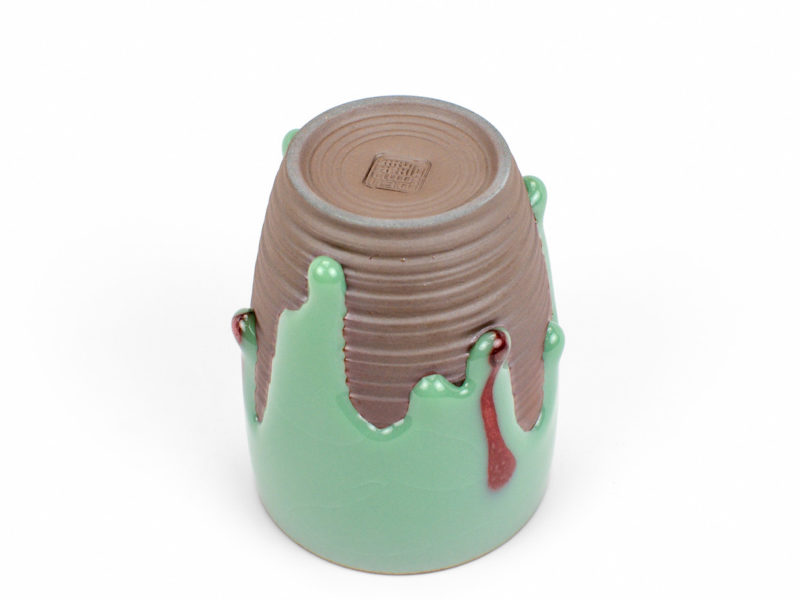 Maker's stamp on base of Ge Kiln Tall Green Drip Glaze Ceramic Teacup