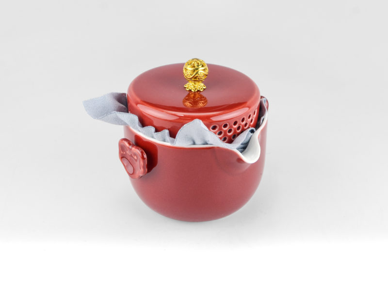Ji Red Porcelain Travel Tea Set with cups packed in gaiwan.