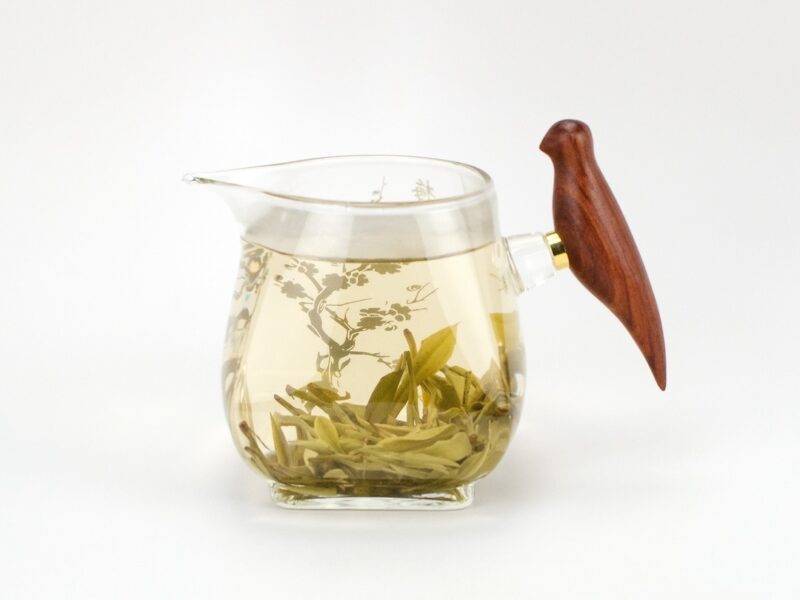 Wooden Bird Handle Glass Pitcher with tea