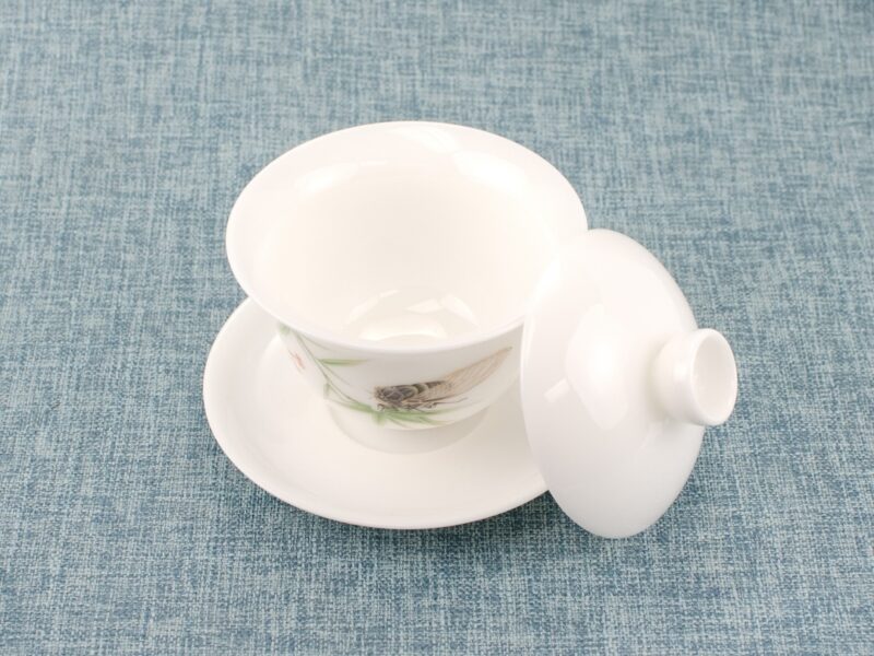 Cicada Ice Jade Porcelain Gaiwan with lid open