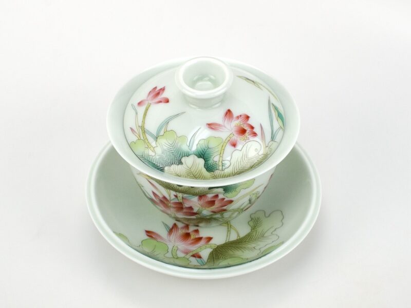 Jingdezhen Hanging Lid Lotus Pond Porcelain Gaiwan above view of lid