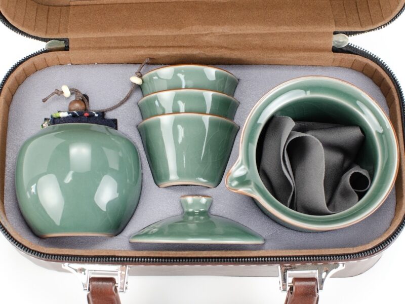 Ge Kiln Jade Green Easy Gaiwan Travel Tea Set in leather case