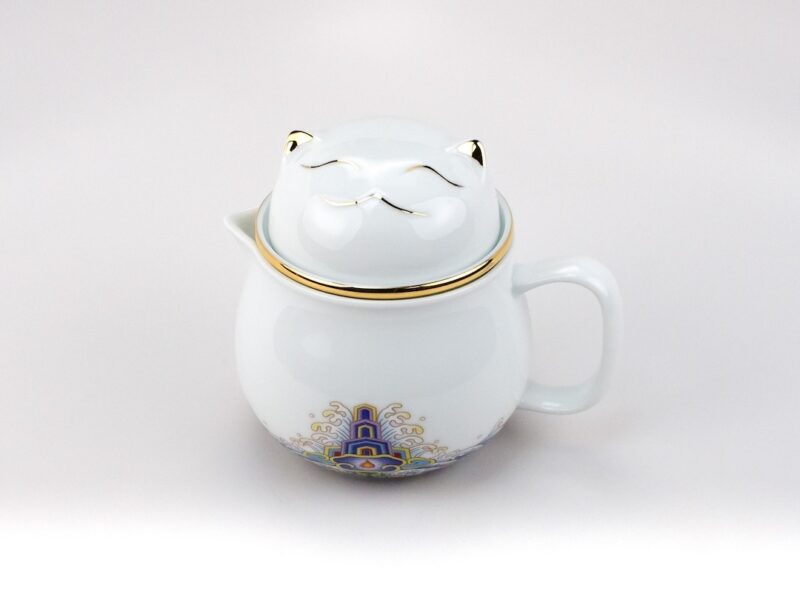 White Cat Porcelain Travel Tea Set teapot