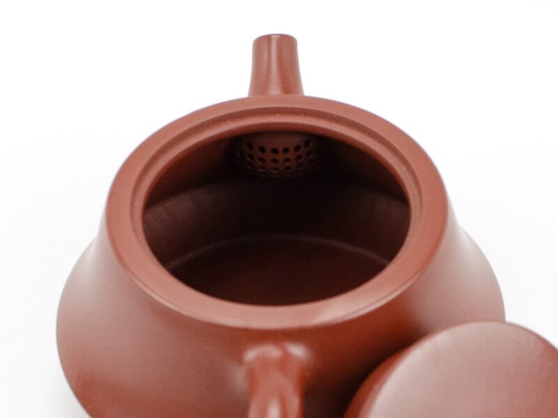 Strainer inside Bamboo Lid Stone Scoop Zhu Ni Yixing Teapot