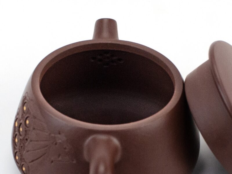 Purple Lotus Seed Zi Ni Yixing Teapot with lid open