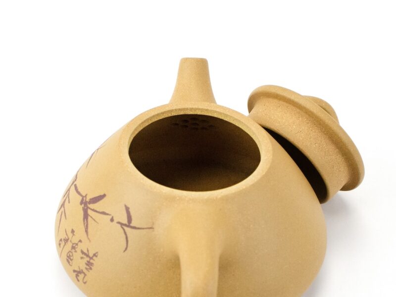 Lid open Carved Yellow Stone Scoop Duan Ni Yixing Teapot