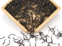 Xing Ren Xiang (Almond Blossom) Dan Cong wulong tea dry leaves.