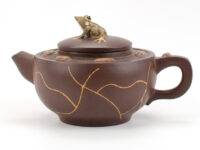 Rainflower Stone Frog Purple Zi Ni Yixing Teapot